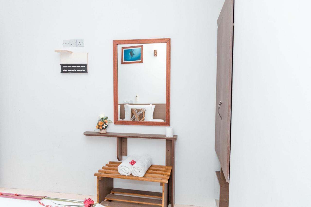 Santa Rosa Maldives Hotel Thulusdhoo Buitenkant foto