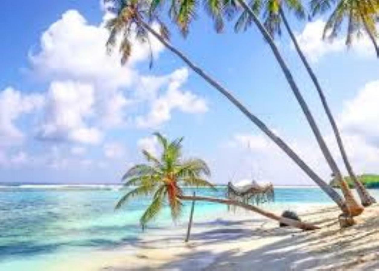 Santa Rosa Maldives Hotel Thulusdhoo Buitenkant foto