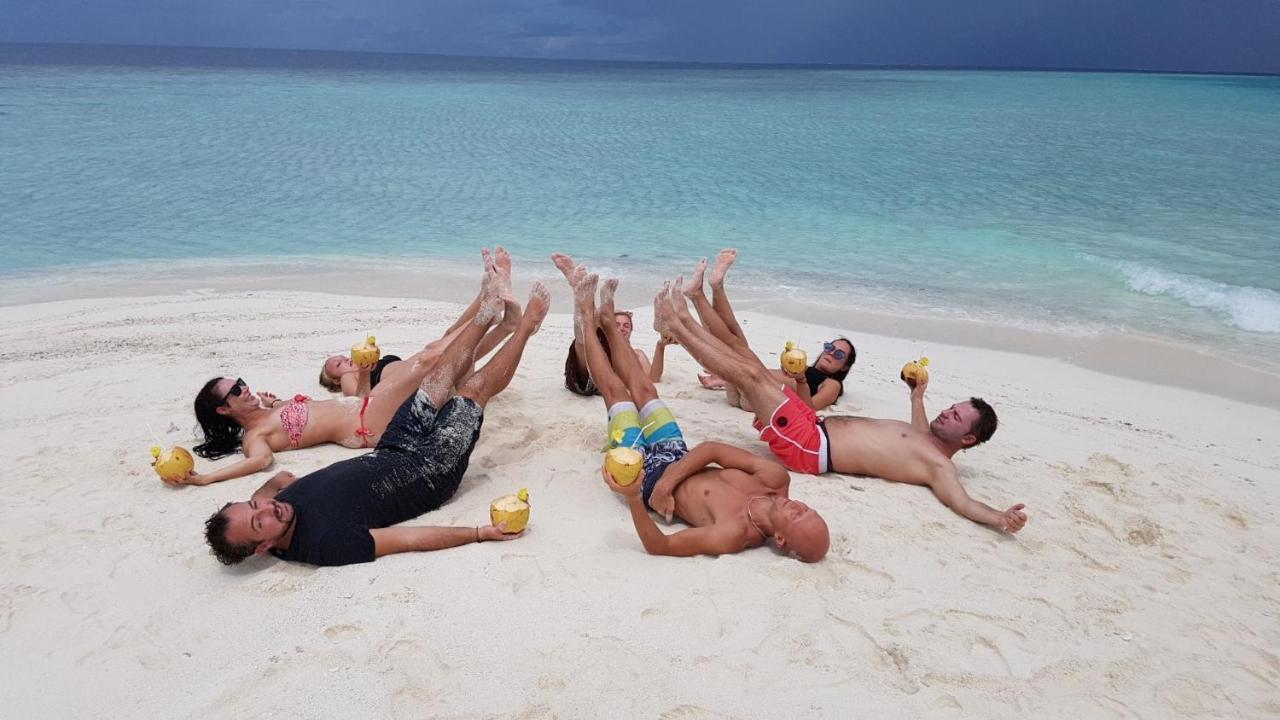 Santa Rosa Maldives Hotel Thulusdhoo Buitenkant foto