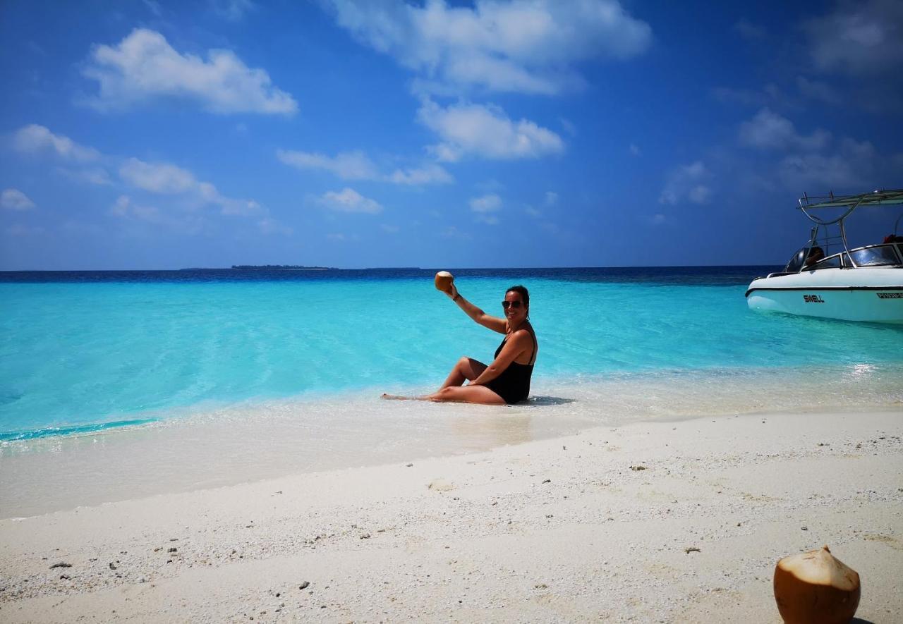 Santa Rosa Maldives Hotel Thulusdhoo Buitenkant foto